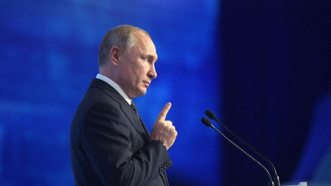Президент РФ Владимир Путин на XVIII съезде Всероссийской политической партии Единая Россия. 8 декабря 2018 Президент РФ Владимир Путин на XVIII съезде Всероссийской политической партии Единая Россия. 8 декабря 2018