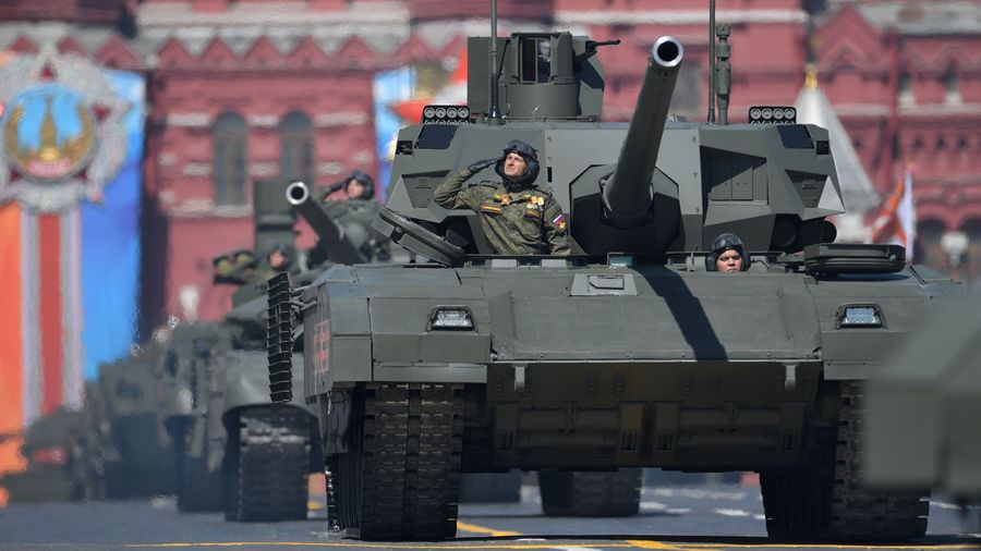 Танк Т-14 Армата на военном параде, посвященном 73-й годовщине Победы в Великой Отечественной войне 1941-1945 годов Танк Т-14 Армата на военном параде, посвященном 73-й годовщине Победы в Великой Отечественной войне 1941-1945 годов