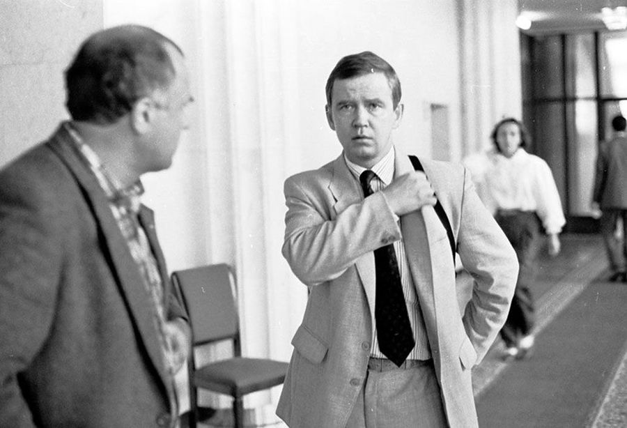 Советник президента России Бориса Ельцина Сергей Станкевич сразу после Августовского путча – 22 августа 1991 года