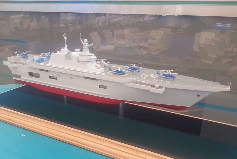 Десантный корабль типа «Прибой» на выставке «Армия-2015» Десантный корабль типа «Прибой» на выставке «Армия-2015»