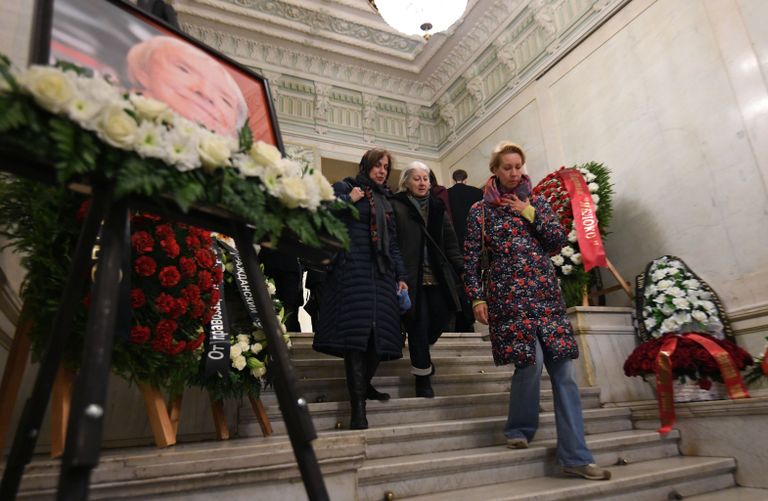Прощание с Людмилой Алексеевой Прощание с Людмилой Алексеевой