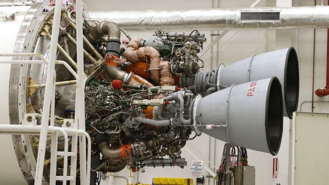 Двигатели РД-181 на ракете-носителе Antares на космодроме Уоллопс Двигатели РД-181 на ракете-носителе Antares на космодроме Уоллопс