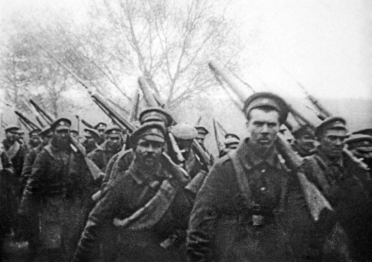 Отправка солдат на фронт во время Первой Мировой войны Отправка солдат на фронт во время Первой Мировой войны