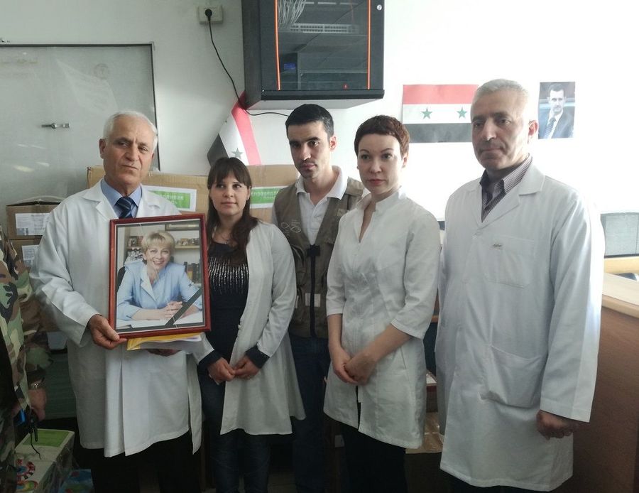 Доставка гуманитарного груза в госпиталь в Латакии. Именно туда планировала доставить медикаменты Елизавета Глинка в декабре 2016 года Доставка гуманитарного груза в госпиталь в Латакии. Именно туда планировала доставить медикаменты Елизавета Глинка в декабре 2016 года