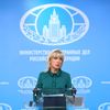 Официальный представитель министерства иностранных дел России Мария Захарова во время брифинга Официальный представитель министерства иностранных дел России Мария Захарова во время брифинга