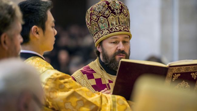 Митрополит Волоколамский, викарий патриарха Московского и всея Руси Иларион во время памятных мероприятий в патриаршем подворье святителя Николая Русской православной церкви Московского патриархата в Бари. 19 декабря 2018