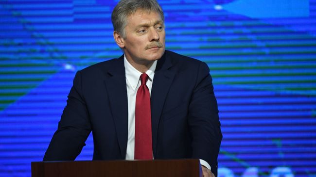 Заместитель руководителя администрации президента – пресс-секретарь президента РФ Дмитрий Песков на четырнадцатой большой ежегодной пресс-конференции президента РФ Владимира Путина