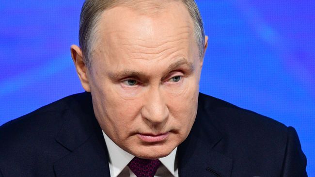 Президент РФ Владимир Путин на четырнадцатой большой ежегодной пресс-конференции Президент РФ Владимир Путин на четырнадцатой большой ежегодной пресс-конференции
