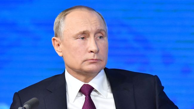 Президент РФ Владимир Путин во время ежегодной большой пресс-конференции Президент РФ Владимир Путин во время ежегодной большой пресс-конференции