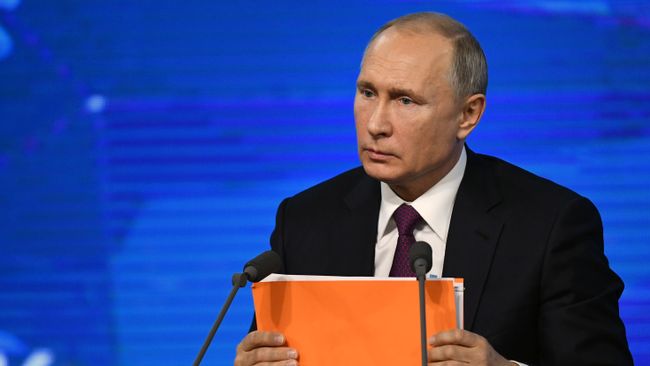 Президент РФ Владимир Путин на большой ежегодной пресс-конференции Президент РФ Владимир Путин на большой ежегодной пресс-конференции