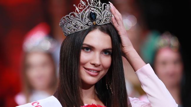 Победительница конкурса красоты Мисс Москва 2018 Алеся Семеренко в концертном зале Vegas City Hall Победительница конкурса красоты Мисс Москва 2018 Алеся Семеренко в концертном зале Vegas City Hall