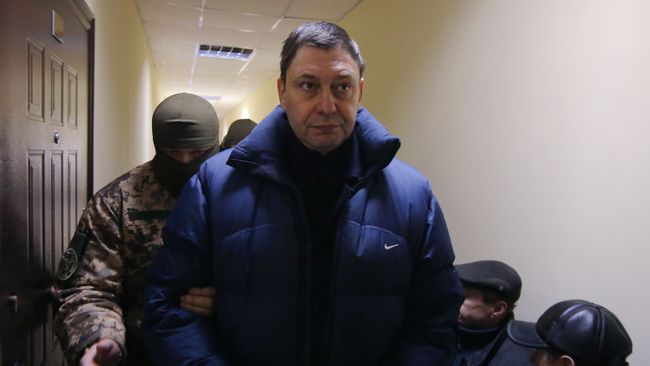 Руководитель портала РИА Новости Украина Кирилл Вышинский перед началом заседания Херсонского городского суда Руководитель портала РИА Новости Украина Кирилл Вышинский перед началом заседания Херсонского городского суда