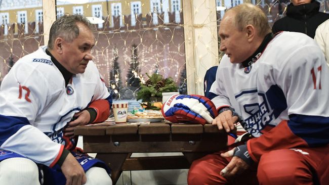 Президент РФ В. Путин принял участие в товарищеском матче Ночной хоккейной лиги Президент РФ В. Путин принял участие в товарищеском матче Ночной хоккейной лиги