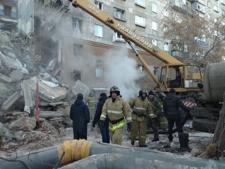 Обрушение подъезда в жилом доме в Магнитогорске. 31 декабря 2018 Обрушение подъезда в жилом доме в Магнитогорске. 31 декабря 2018