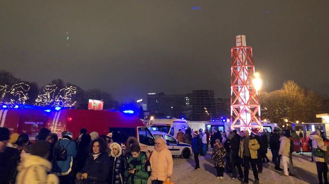 Обрушение перехода в Парке Горького Обрушение перехода в Парке Горького