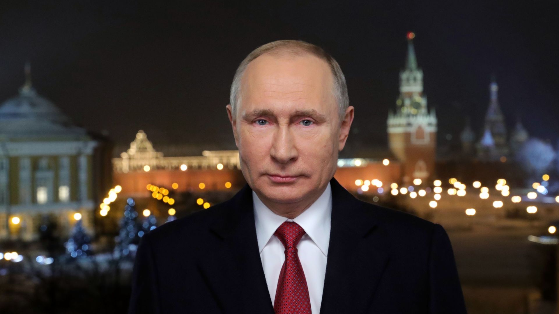 Президент России Владимир Путин во время новогоднего обращения к россиянам Президент России Владимир Путин во время новогоднего обращения к россиянам - РИА Новости, 1920, 19.12.2023