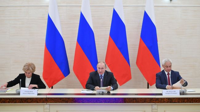 Президент РФ Владимир Путин проводит совещание по вопросу создания культурно-образовательных и музейных комплексов во Владивостоке, Калининграде, Кемерове и Севастополе. 8 января 2019 Президент РФ Владимир Путин проводит совещание по вопросу создания культурно-образовательных и музейных комплексов во Владивостоке, Калининграде, Кемерове и Севастополе. 8 января 2019