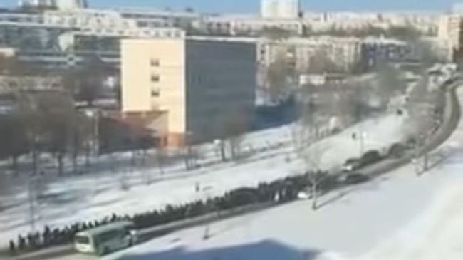 Похороны криминального авторитета Юрия Зарубина в городе Амурске Хабаровского края Похороны криминального авторитета Юрия Зарубина в городе Амурске Хабаровского края