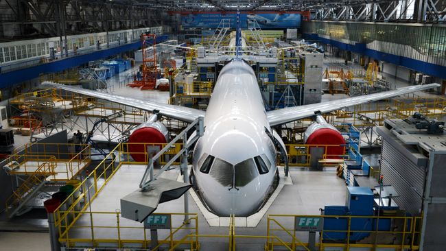 Цех сборки самолета МС-21-300 Цех сборки самолета МС-21-300