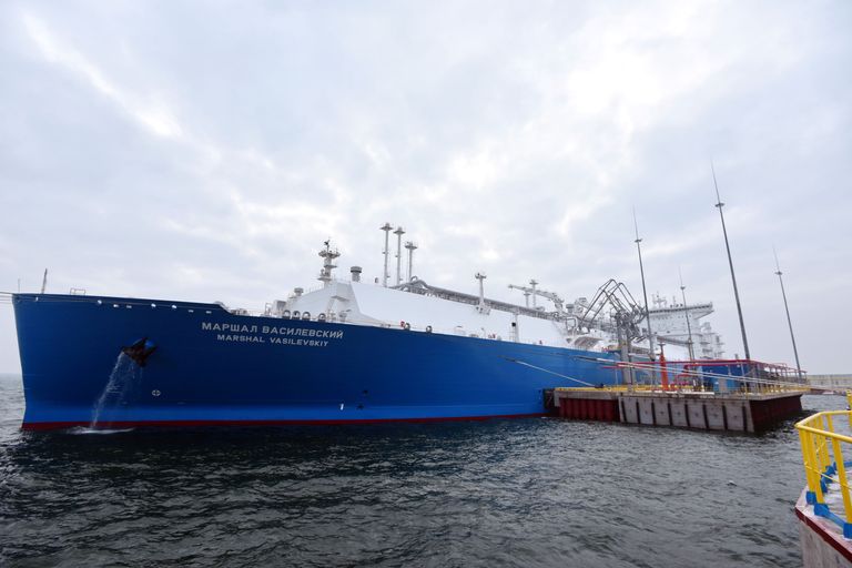 Плавучая регазификационная установка Маршал Василевский