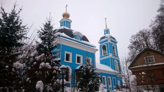 Богородице-Рождественский женский монастырь в селе Барятино, Калужская область Богородице-Рождественский женский монастырь в селе Барятино, Калужская область