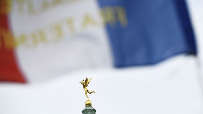   Париж 