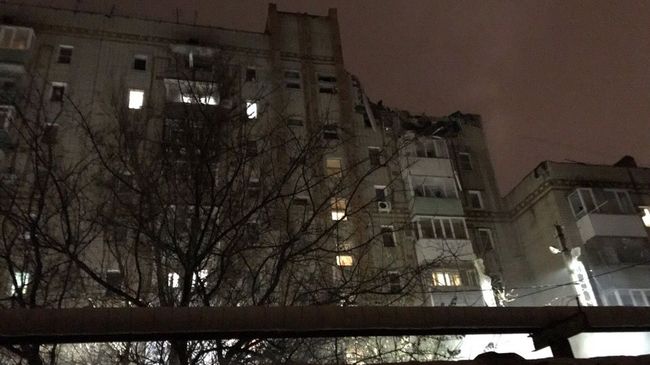 На месте взрыва бытового газа в городе Шахты Ростовской области На месте взрыва бытового газа в городе Шахты Ростовской области