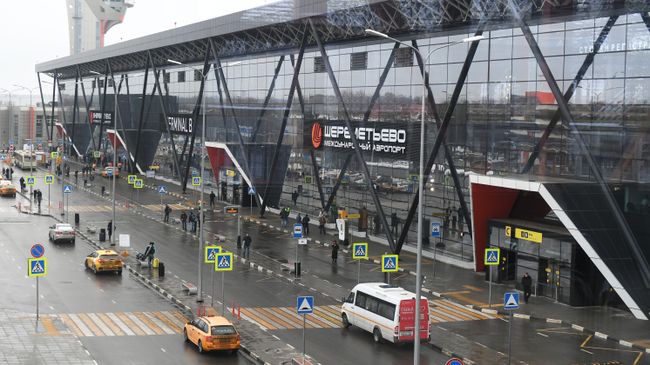 Терминал B международного аэропорта Шереметьево в Москве Терминал B международного аэропорта Шереметьево в Москве