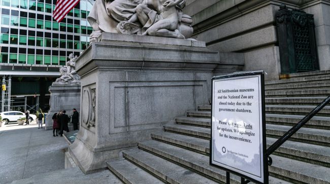 Национальный музей американских индейцев в Нью-Йорке временно закрытый в результате шатдауна Национальный музей американских индейцев в Нью-Йорке временно закрытый в результате шатдауна