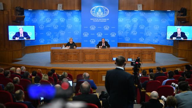 Пресс-конференция министра иностранных дел РФ Сергея Лаврова в Москве Пресс-конференция министра иностранных дел РФ Сергея Лаврова в Москве