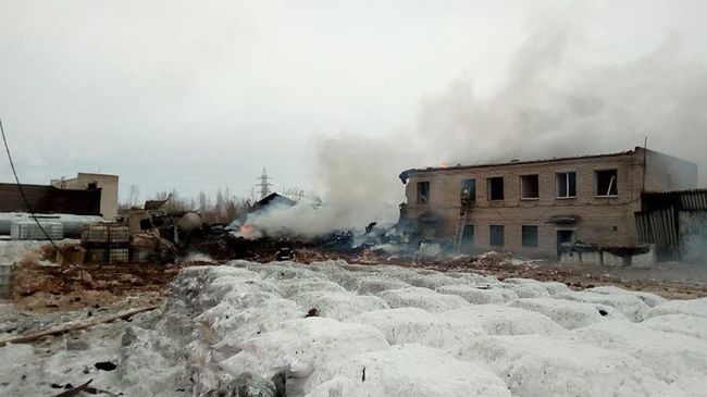 Взрыв на заводе Полипласт в Ленинградской области Взрыв на заводе Полипласт в Ленинградской области
