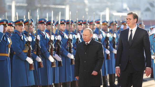 Президент РФ Владимир Путин и президент Республики Сербии Александр Вучич во время встречи в Белграде Президент РФ Владимир Путин и президент Республики Сербии Александр Вучич во время встречи в Белграде