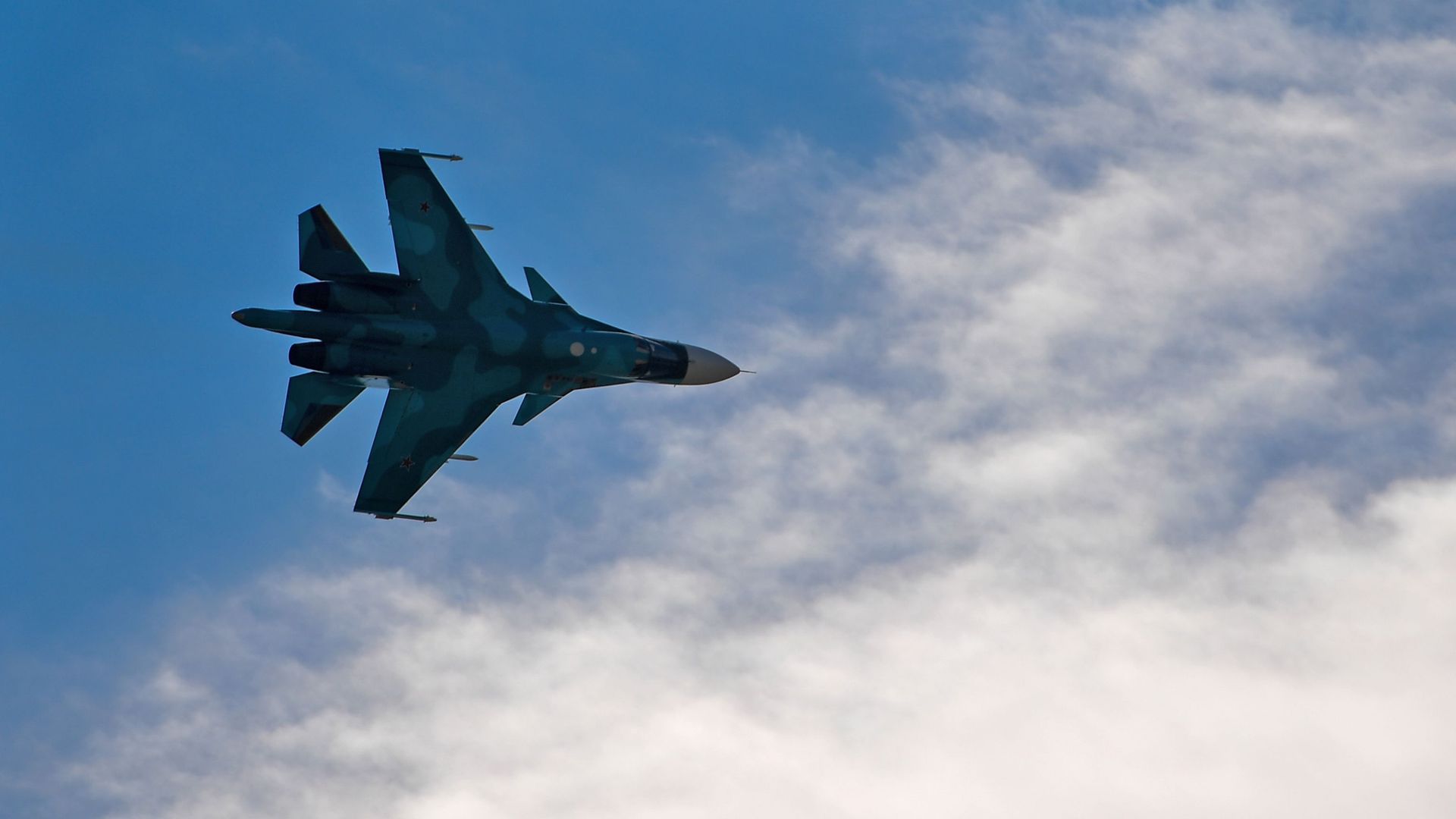 Фронтовой бомбардировщик Су-34 Фронтовой бомбардировщик Су-34 - РИА Новости, 1920, 10.10.2023