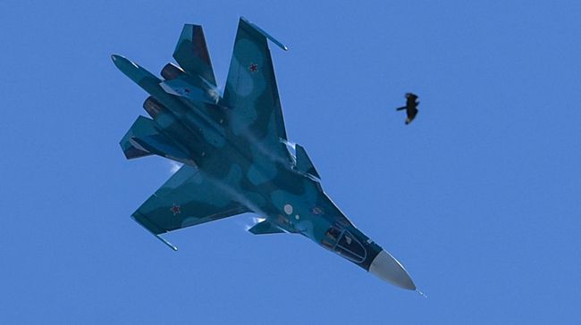 Истребитель-бомбардировщик Су-34 Истребитель-бомбардировщик Су-34