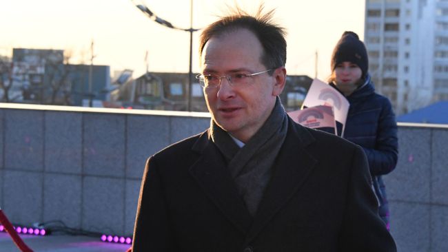 Министр культуры РФ Владимир Мединский перед открытием Всероссийского театрального марафона. 18 января 2019 Министр культуры РФ Владимир Мединский перед открытием Всероссийского театрального марафона. 18 января 2019