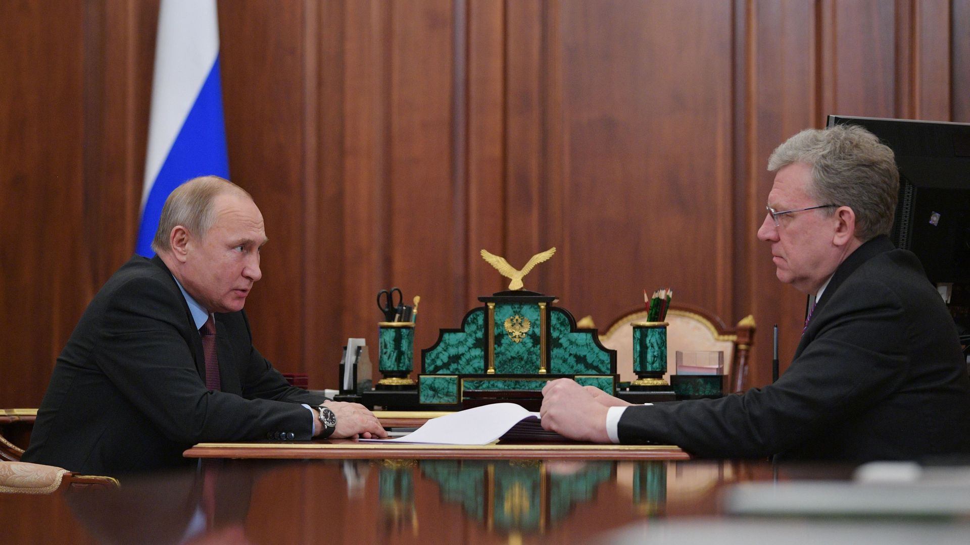 Президент РФ Владимир Путин и председатель Счетной палаты РФ Алексей Кудрин во время встречи. 21 января 2019 Президент РФ Владимир Путин и председатель Счетной палаты РФ Алексей Кудрин во время встречи. 21 января 2019 - РИА Новости, 1920, 14.10.2020