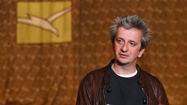 Режиссер Константин Богомолов Режиссер Константин Богомолов