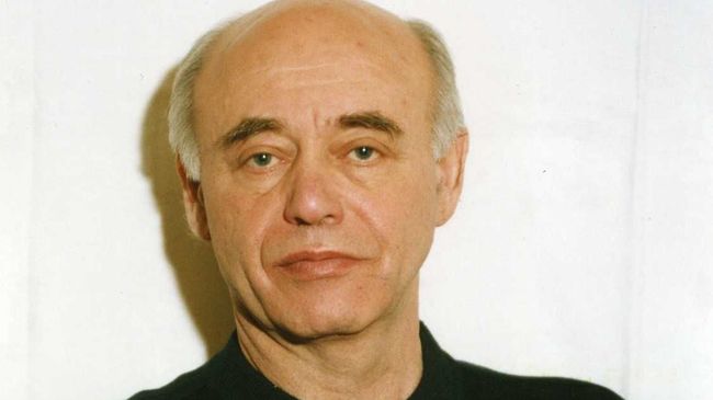 Писатель Михаил Ахманов Писатель Михаил Ахманов