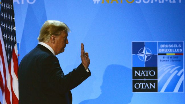 Президент США Дональд Трамп на саммите НАТО