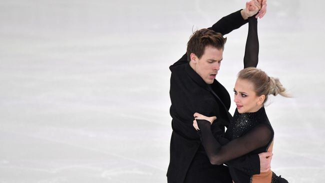 Фигурное катание. Чемпионат России. Танцы. Короткая программа Фигурное катание. Чемпионат России. Танцы. Короткая программа
