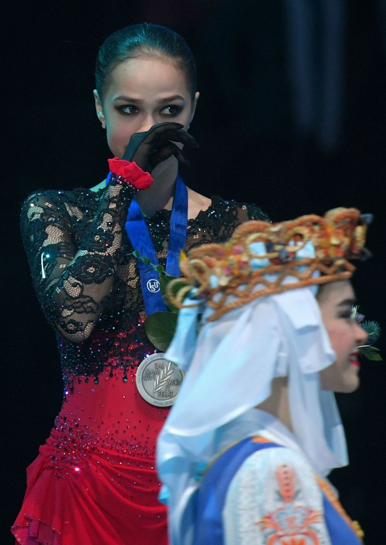 Алина Загитова Алина Загитова