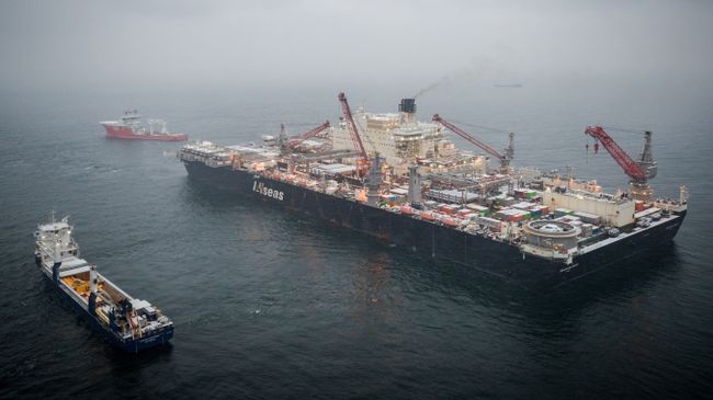 Судно-трубоукладчик Pioneering Spirit Судно-трубоукладчик Pioneering Spirit