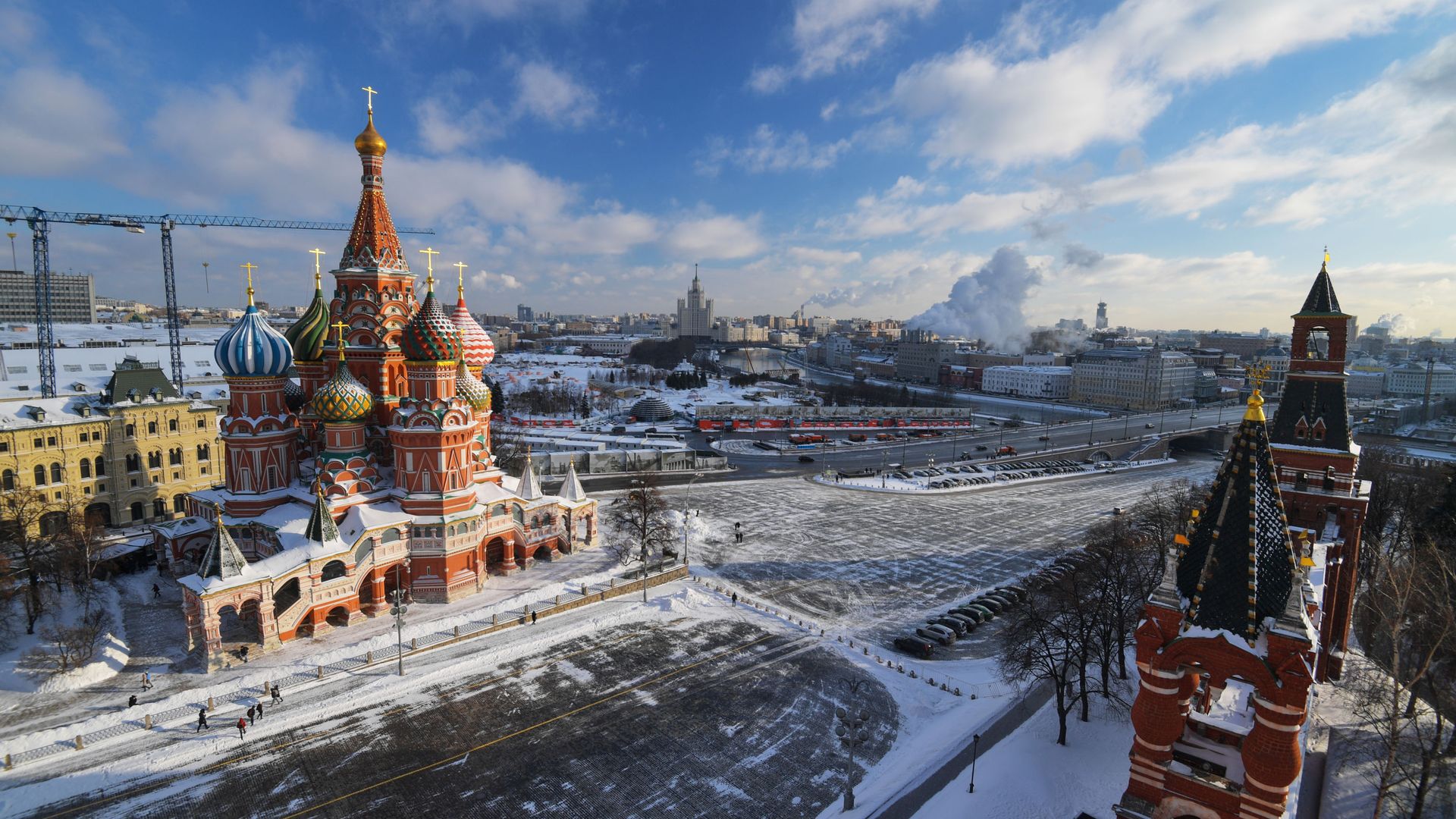 Покровский собор (храм Василия Блаженного) и площадь Васильевский спуск Покровский собор (храм Василия Блаженного) и площадь Васильевский спуск - РИА Новости, 1920, 24.12.2020