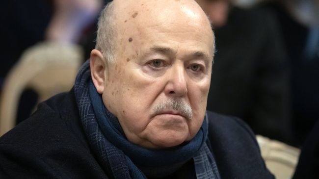 Председатель Союза театральных деятелей РФ Александр Калягин Председатель Союза театральных деятелей РФ Александр Калягин