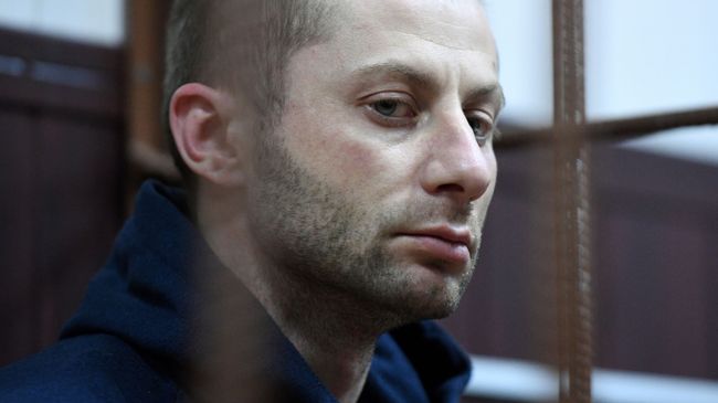 Денис Чуприков, подозреваемый в краже картины художника Архипа Куинджи из Третьяковской галереи, в Таганском районном суде Москвы. 29 января 2019 Денис Чуприков, подозреваемый в краже картины художника Архипа Куинджи из Третьяковской галереи, в Таганском районном суде Москвы. 29 января 2019