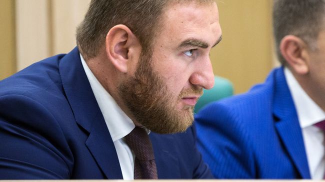 Член Совета Федерации РФ Рауф Арашуков Член Совета Федерации РФ Рауф Арашуков