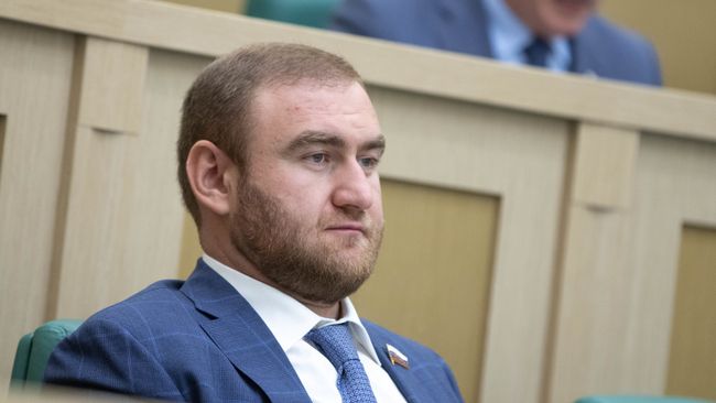 Член Комитета Совета Федерации по экономической политике Рауф Арашуков Член Комитета Совета Федерации по экономической политике Рауф Арашуков