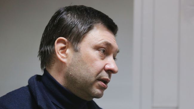 Руководитель портала РИА Новости Украина Кирилл Вышинский в Херсонском апелляционном суде. 31 января 2019 Руководитель портала РИА Новости Украина Кирилл Вышинский в Херсонском апелляционном суде. 31 января 2019