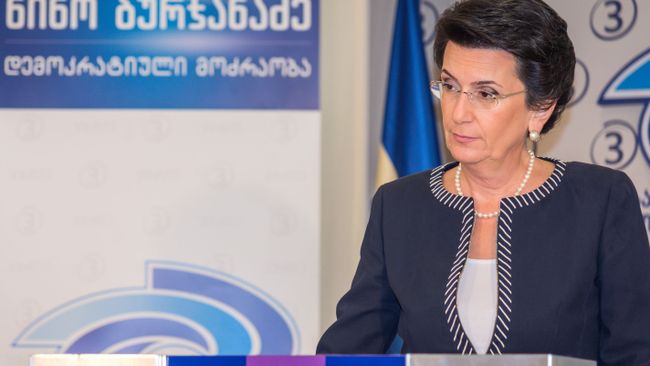 Нино Бурджанадзе Нино Бурджанадзе