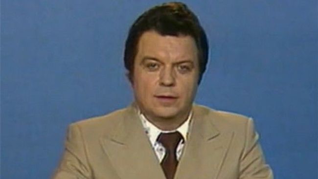 Диктор Центрального телевидения, заслуженный артист РСФСР Евгений Суслов Диктор Центрального телевидения, заслуженный артист РСФСР Евгений Суслов